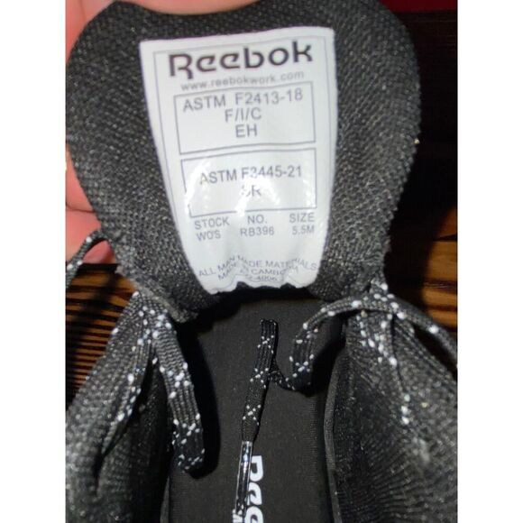 Reebok - Picture 6 of 8
